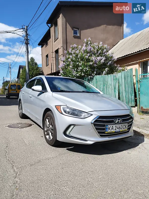 Hyundai Elantra