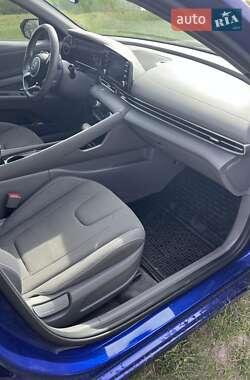 Седан Hyundai Elantra 2021 в 