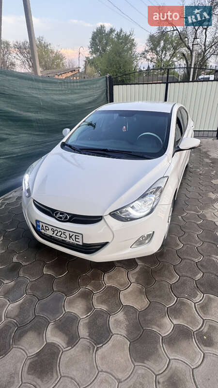 Седан Hyundai Elantra 2012 в Запорожье