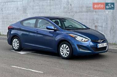 Седан Hyundai Elantra 2015 в 