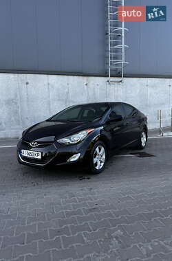 Седан Hyundai Elantra 2011 в Києві