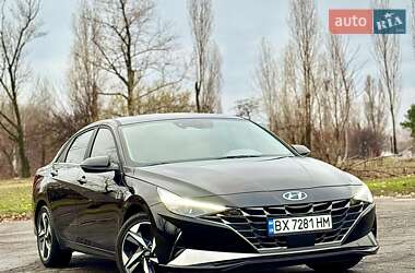 Седан Hyundai Elantra 2021 в Днепре
