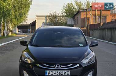 Хетчбек Hyundai Elantra 2013 в 