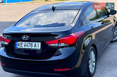 Седан Hyundai Elantra 2014 в 