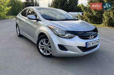 Седан Hyundai Elantra 2013 в 