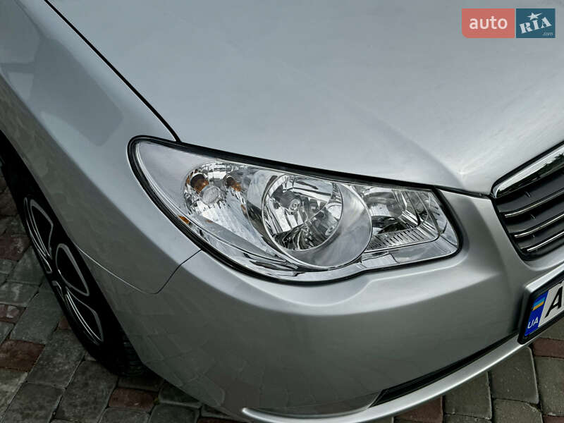Седан Hyundai Elantra 2011 в Виннице