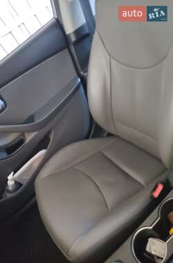 Седан Hyundai Elantra 2015 в Ахтырке