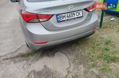 Седан Hyundai Elantra 2015 в Ахтырке