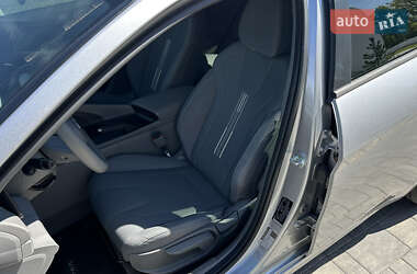 Седан Hyundai Elantra 2022 в 
