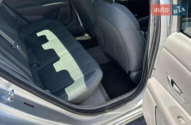 Седан Hyundai Elantra 2022 в 