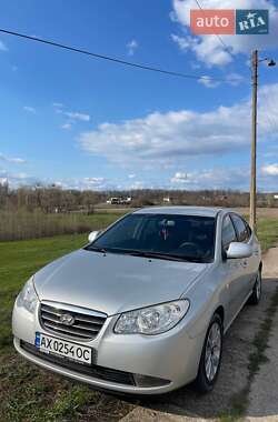 Седан Hyundai Elantra 2008 в Харькове