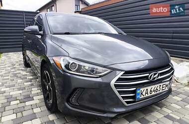 Седан Hyundai Elantra 2018 в 