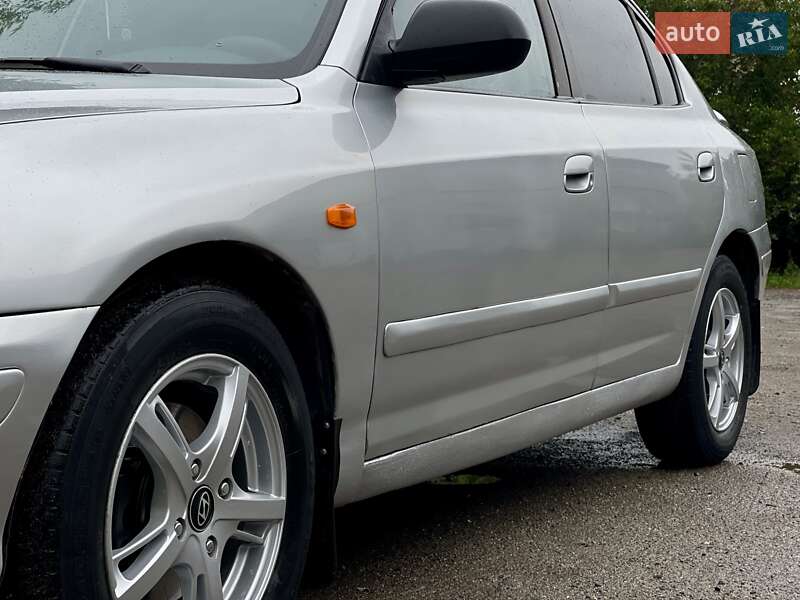 Седан Hyundai Elantra 2005 в Тернополе