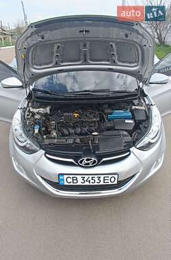 Седан Hyundai Elantra 2012 в 