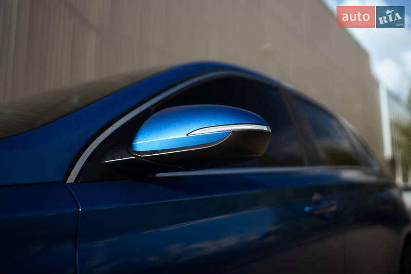 Хэтчбек Hyundai Elantra 2017 в Полтаве