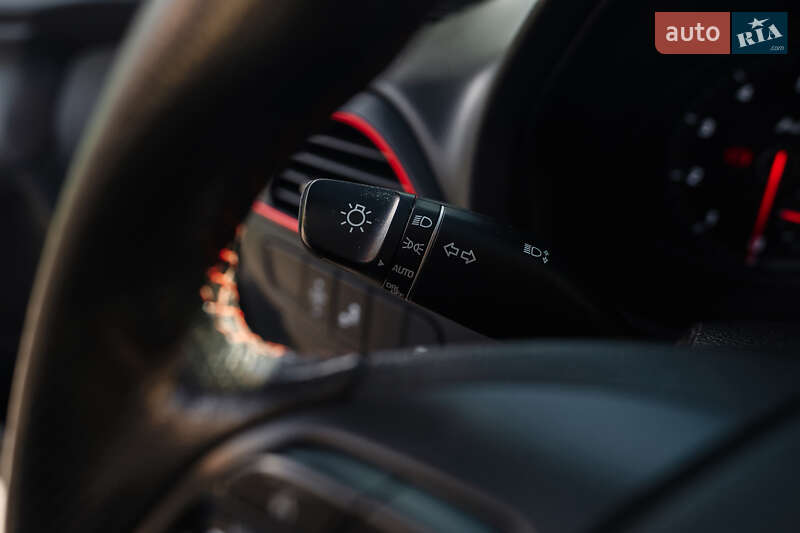 Хэтчбек Hyundai Elantra 2017 в Полтаве