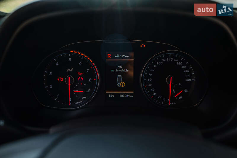 Хэтчбек Hyundai Elantra 2017 в Полтаве