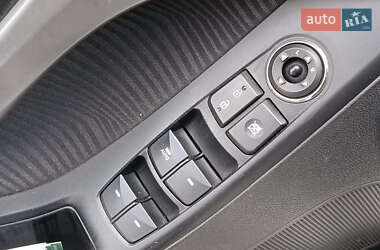 Седан Hyundai Elantra 2012 в 