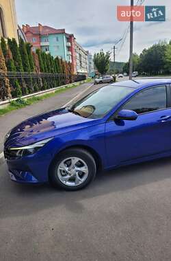 Седан Hyundai Elantra 2021 в 