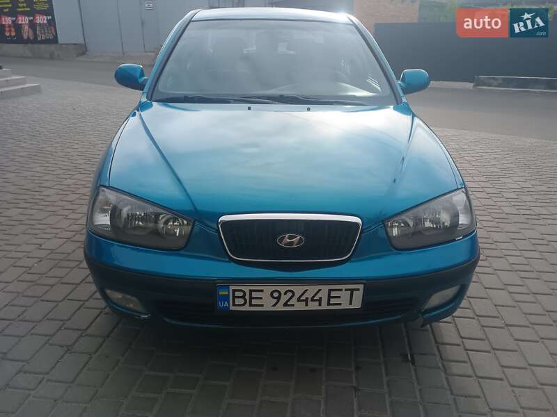 Седан Hyundai Elantra 2000 в Первомайске