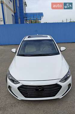 Седан Hyundai Elantra 2016 в 