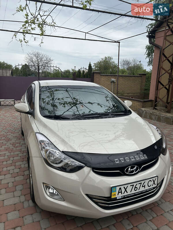 Седан Hyundai Elantra 2013 в Харкові фото 4 Седан Hyundai Elantra 2013 в Харкові