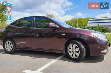 Седан Hyundai Elantra 2008 в Николаеве