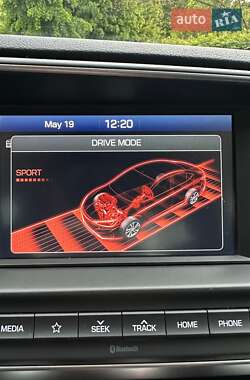 Седан Hyundai Elantra 2019 в 