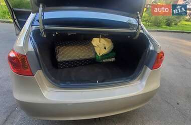 Седан Hyundai Elantra 2010 в Киеве