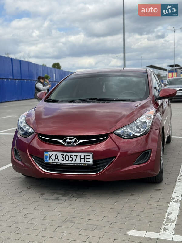 Седан Hyundai Elantra 2013 в Борисполе