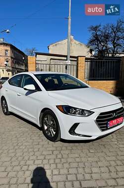 Седан Hyundai Elantra 2016 в 