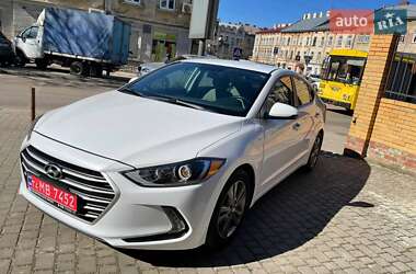 Седан Hyundai Elantra 2016 в 