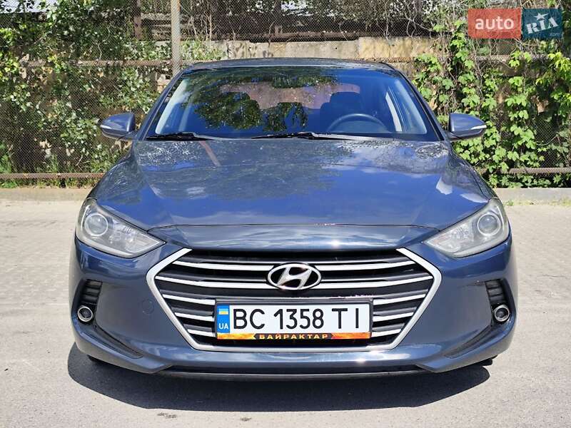 Hyundai Elantra 2015