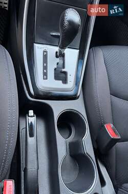 Седан Hyundai Elantra 2012 в 