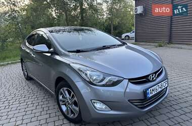 Седан Hyundai Elantra 2012 в 