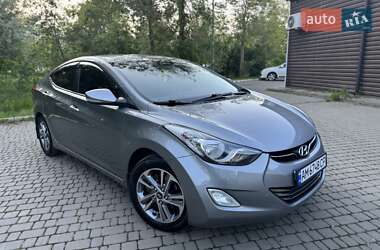 Седан Hyundai Elantra 2012 в 