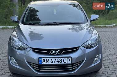 Седан Hyundai Elantra 2012 в 