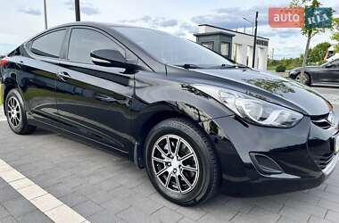 Седан Hyundai Elantra 2011 в 