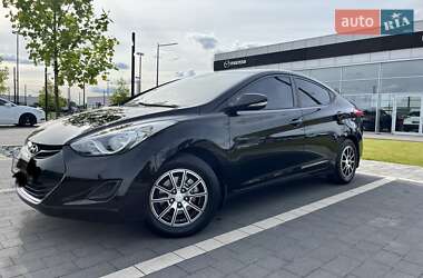Седан Hyundai Elantra 2011 в 