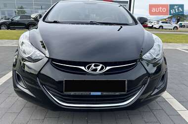 Седан Hyundai Elantra 2011 в 