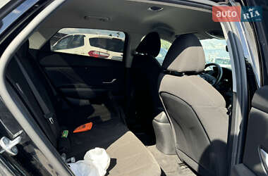 Седан Hyundai Elantra 2022 в 