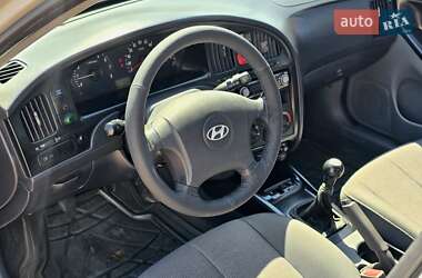 Седан Hyundai Elantra 2005 в 