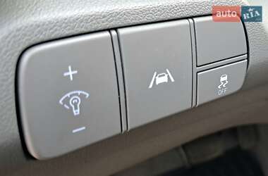 Седан Hyundai Elantra 2021 в 