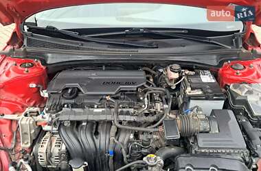 Седан Hyundai Elantra 2021 в 