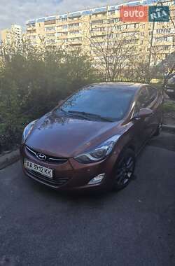 Седан Hyundai Elantra 2012 в Киеве