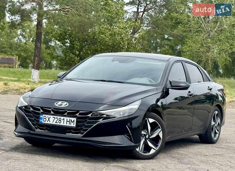 Hyundai Elantra 2021