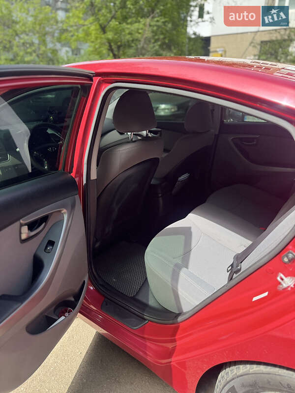 Седан Hyundai Elantra 2014 в Одессе