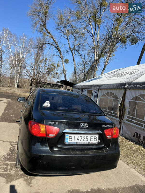 Седан Hyundai Elantra 2010 в Полтаві