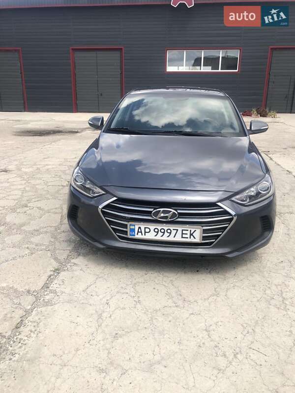 Седан Hyundai Elantra 2018 в Запорожье
