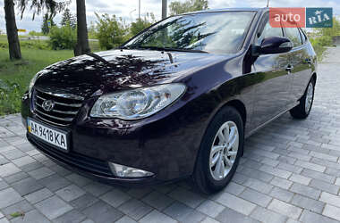 Седан Hyundai Elantra 2011 в 
